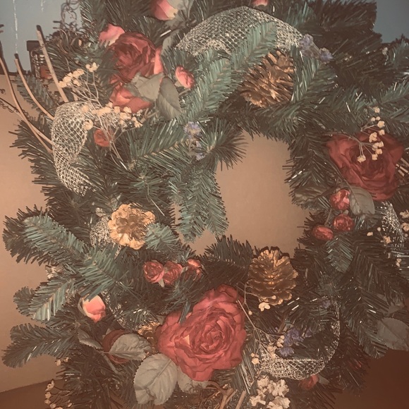 ꧁𝑮𝒐𝒓𝒈𝒆𝒐𝒖𝒔 𝑪𝒉𝒓𝒊𝒔𝒕𝒎𝒂𝒔 𝑾𝒓𝒆𝒂𝒕𝒉꧂ - Picture 2 of 4